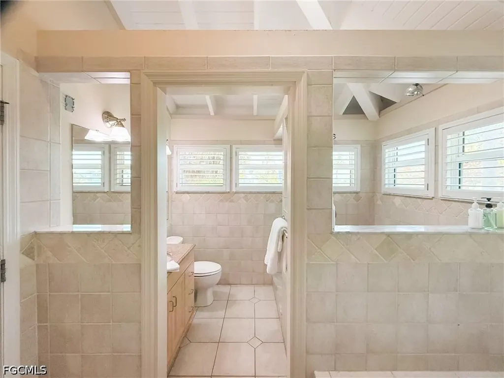 211 White Pelican Drive Upper Captiva FL 33924