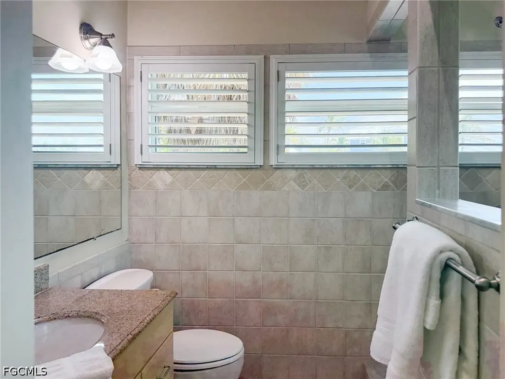 211 White Pelican Drive Upper Captiva FL 33924