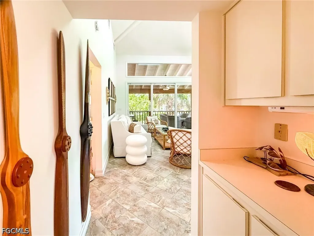211 White Pelican Drive Upper Captiva FL 33924