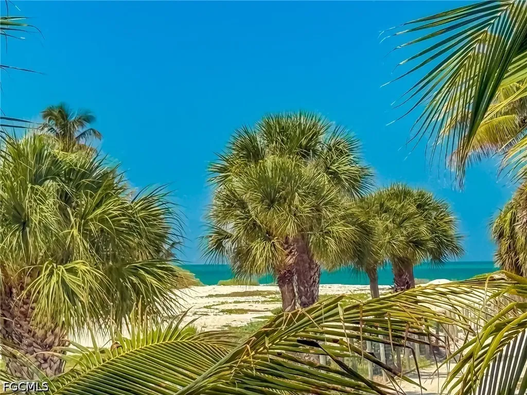 211 White Pelican Drive Upper Captiva FL 33924