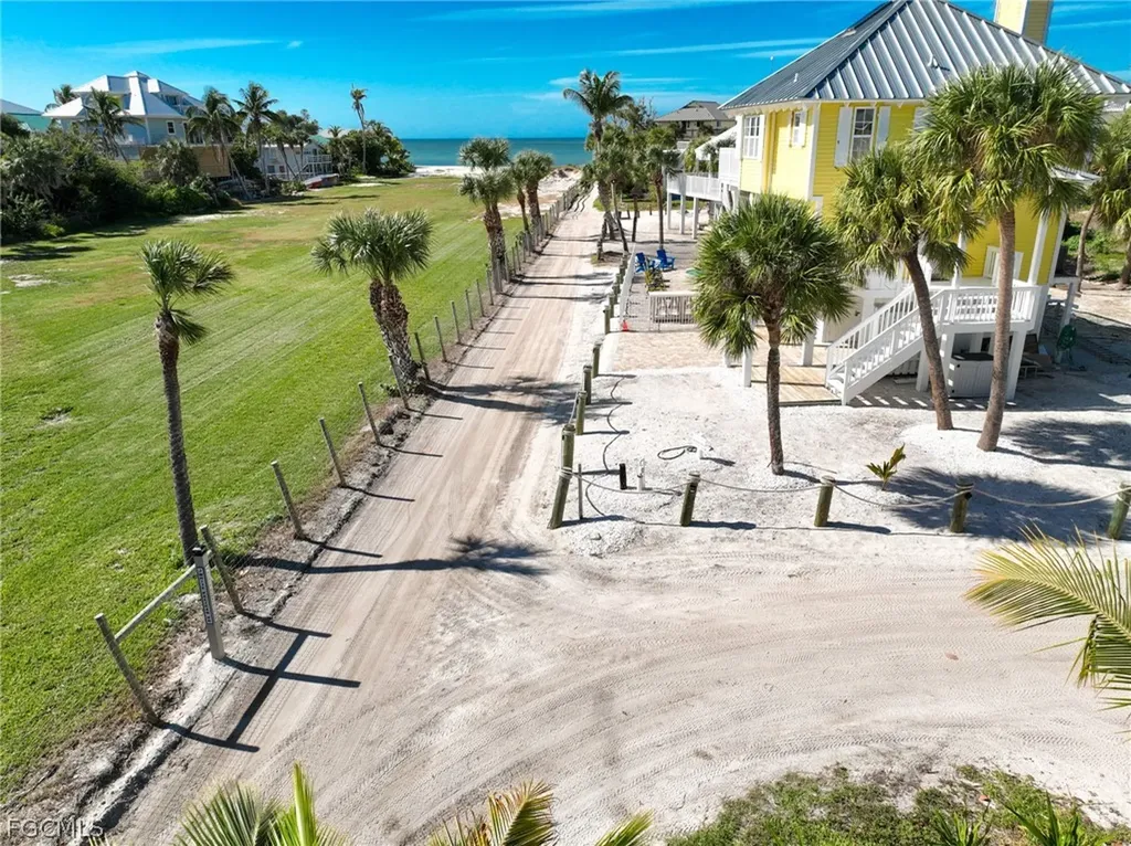 211 White Pelican Drive Upper Captiva FL 33924