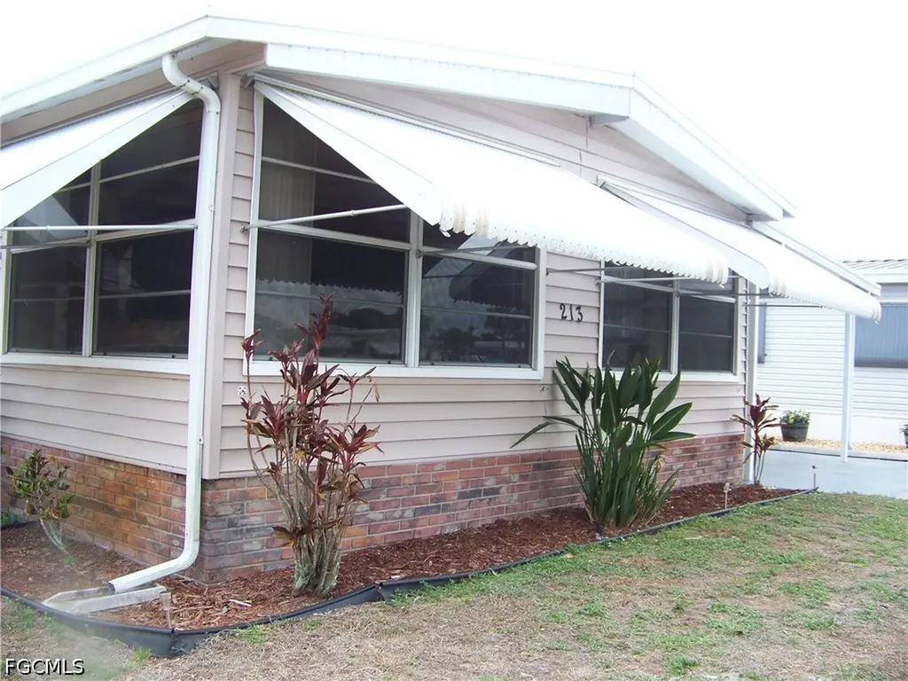 213 Brandywine Lane North Fort Myers FL 33917