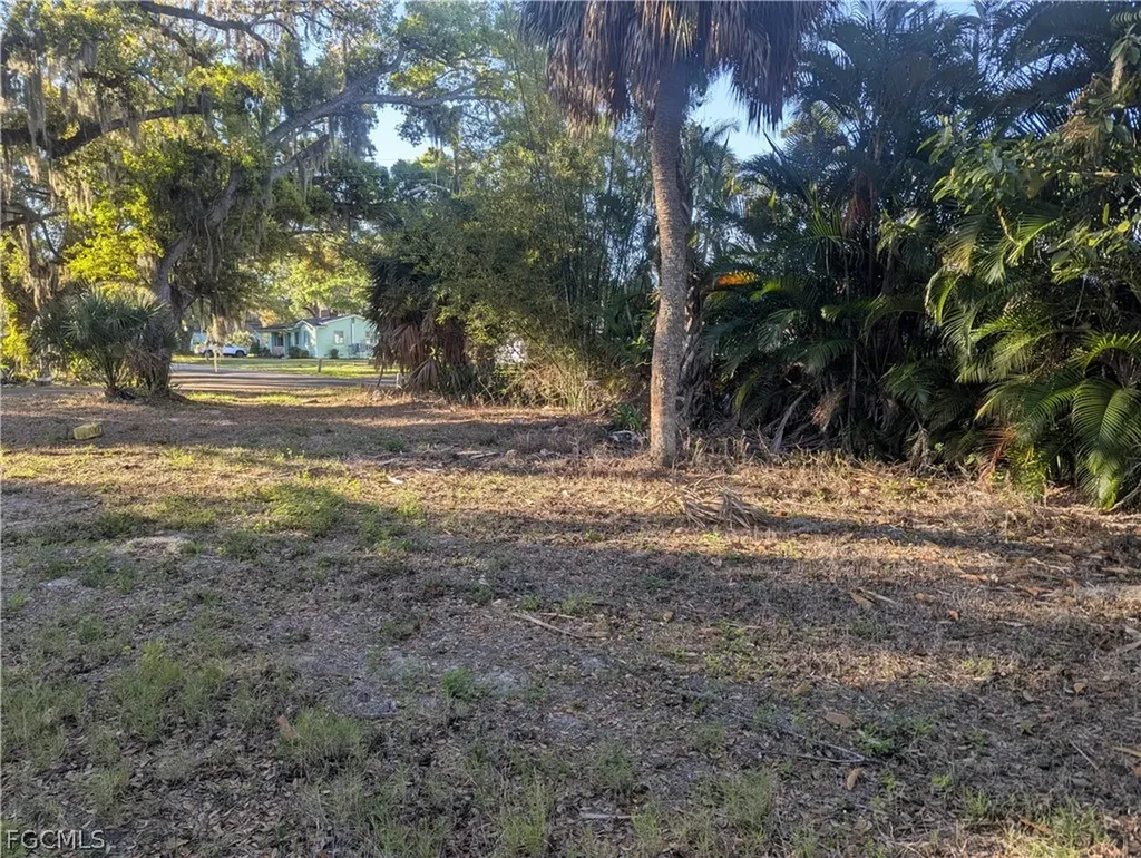 3541-3543 E Riverside Drive Fort Myers FL 33916
