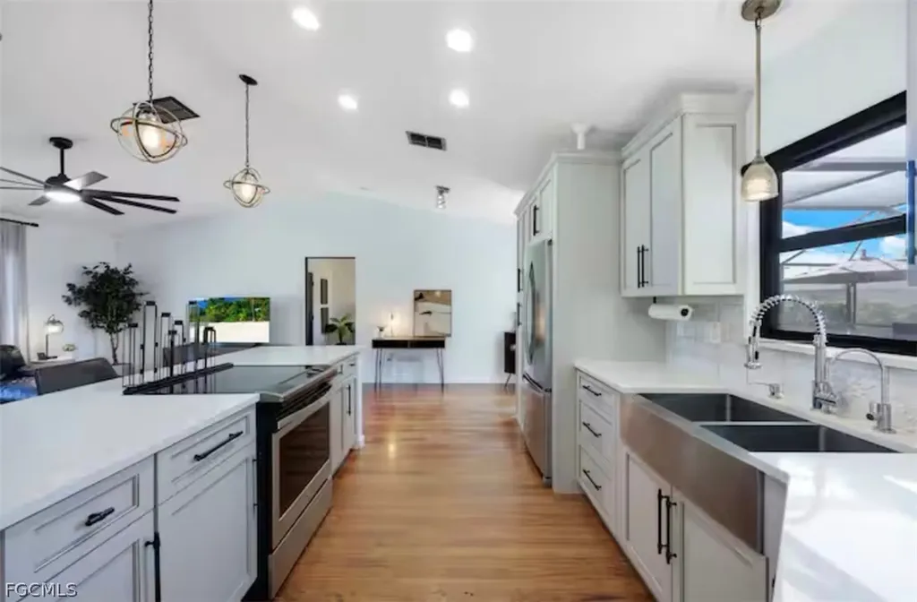 1810 NW 17th Street Cape Coral FL 33993