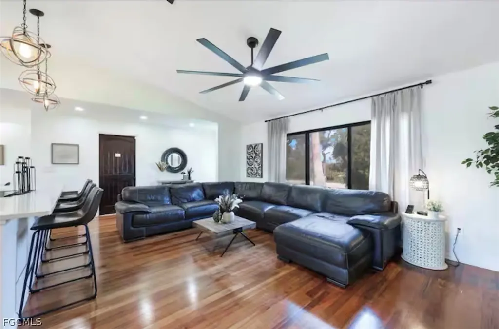 1810 NW 17th Street Cape Coral FL 33993