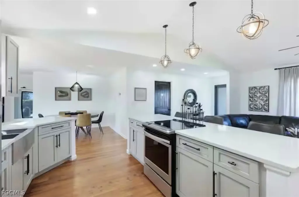 1810 NW 17th Street Cape Coral FL 33993