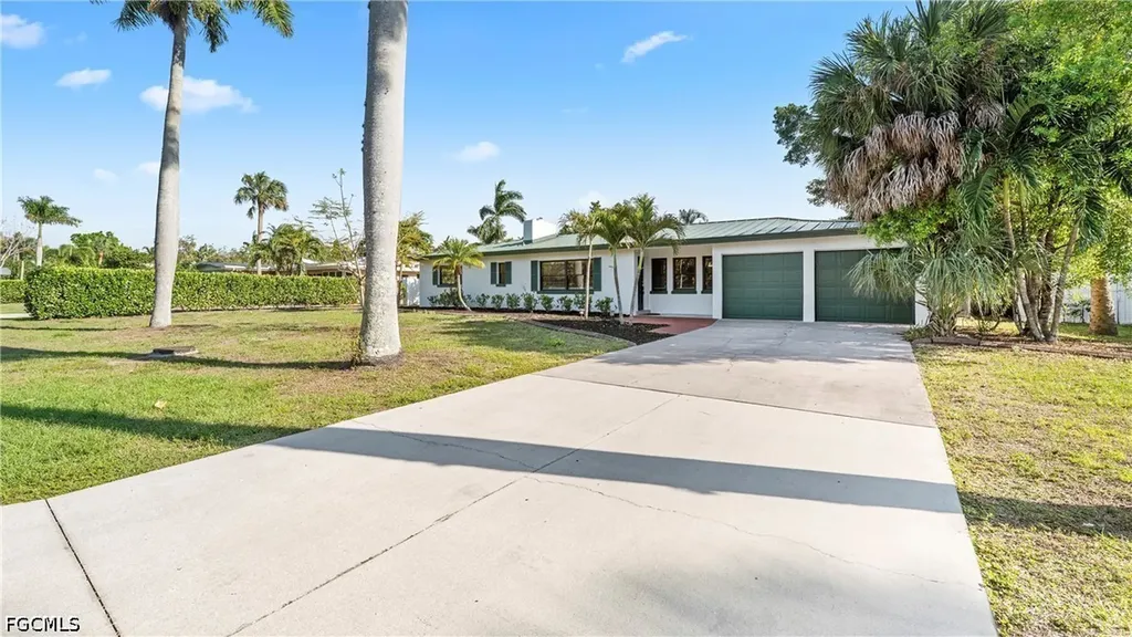 1320 Miracle Lane Fort Myers FL 33901