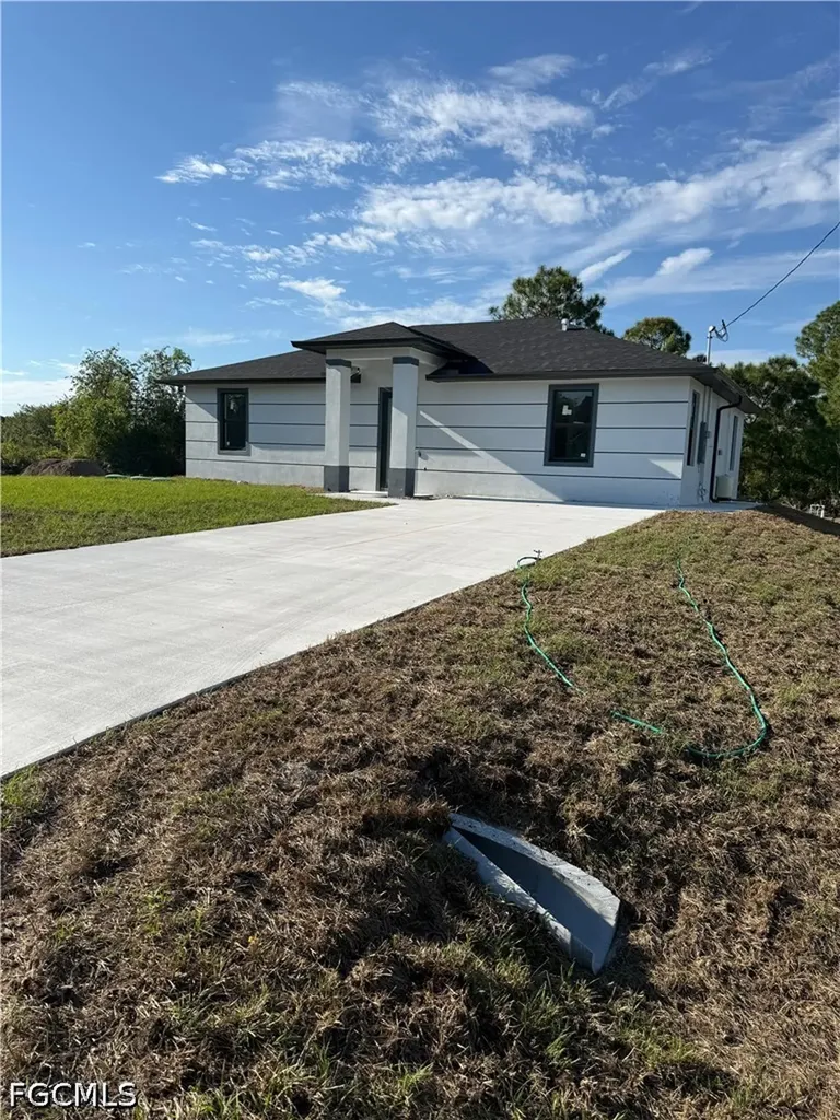 3512 19th Street SW Lehigh Acres FL 33976