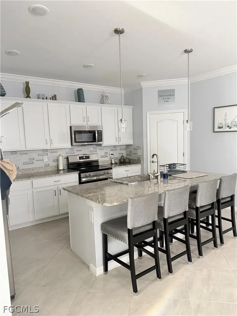 4289 Bluegrass Drive Fort Myers FL 33916