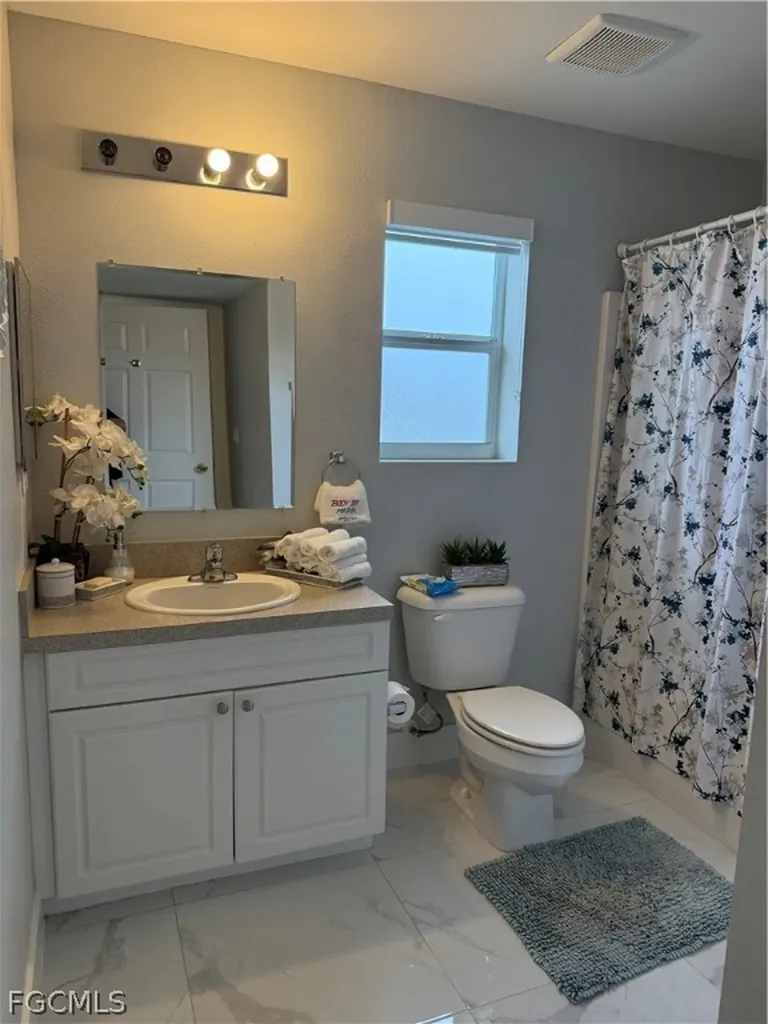 110 SW 21st Place Cape Coral FL 33991