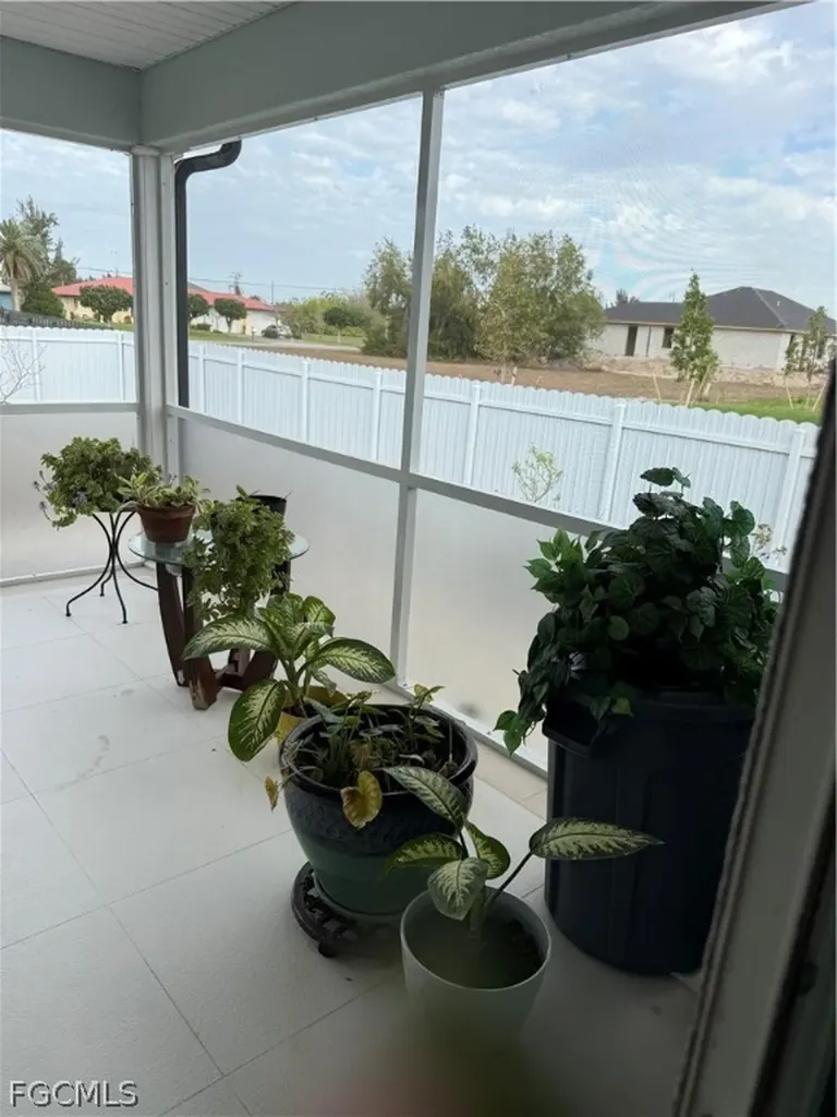 110 SW 21st Place Cape Coral FL 33991