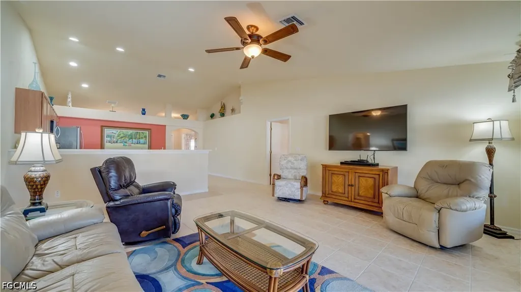 3330 SW 26th Avenue Cape Coral FL 33914
