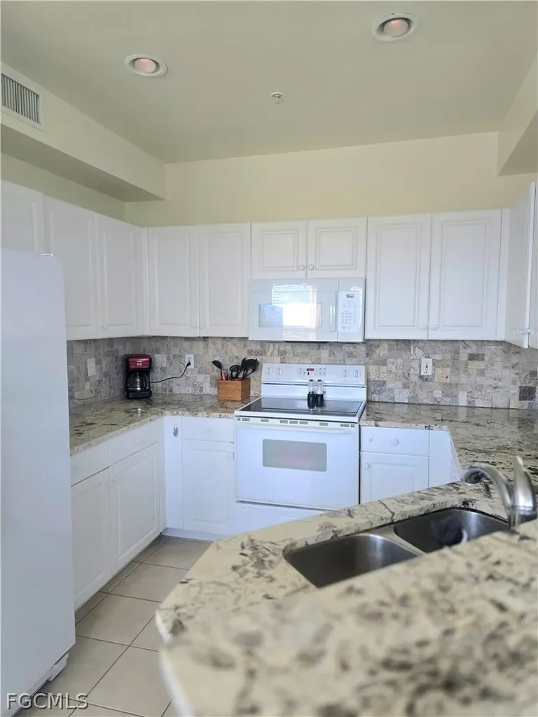 4009 Palm Tree Boulevard Cape Coral FL 33904
