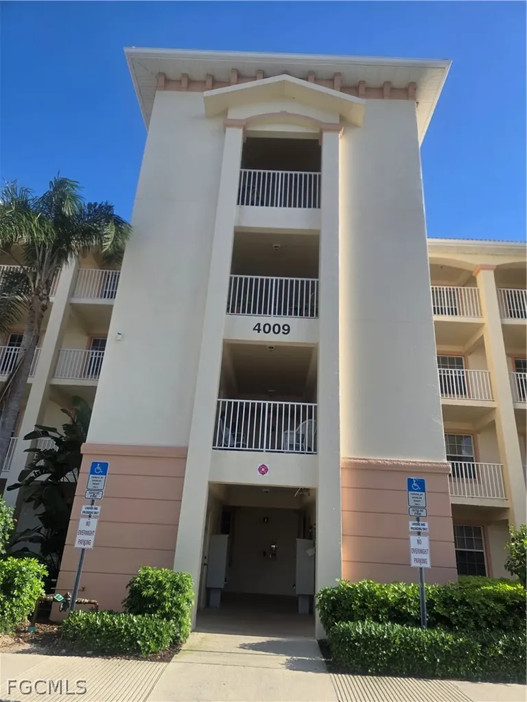 4009 Palm Tree Boulevard Cape Coral FL 33904