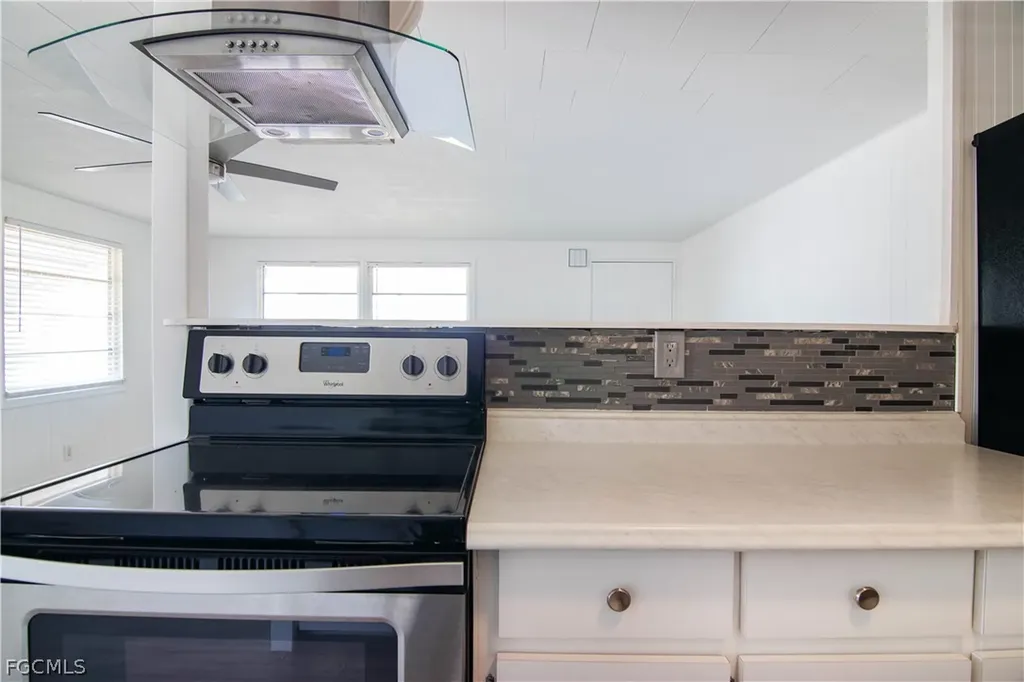 150 Overland Trail North Fort Myers FL 33917