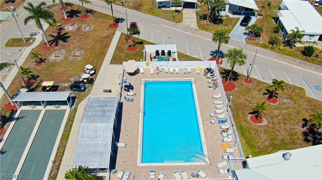 150 Overland Trail North Fort Myers FL 33917
