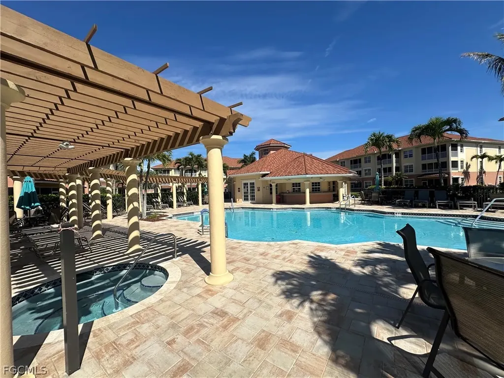 1133 Van Loon Commons Circle Cape Coral FL 33909