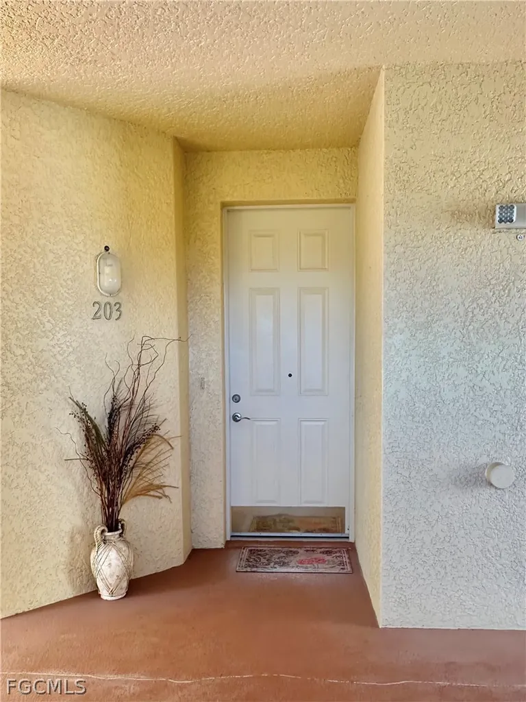 1133 Van Loon Commons Circle Cape Coral FL 33909