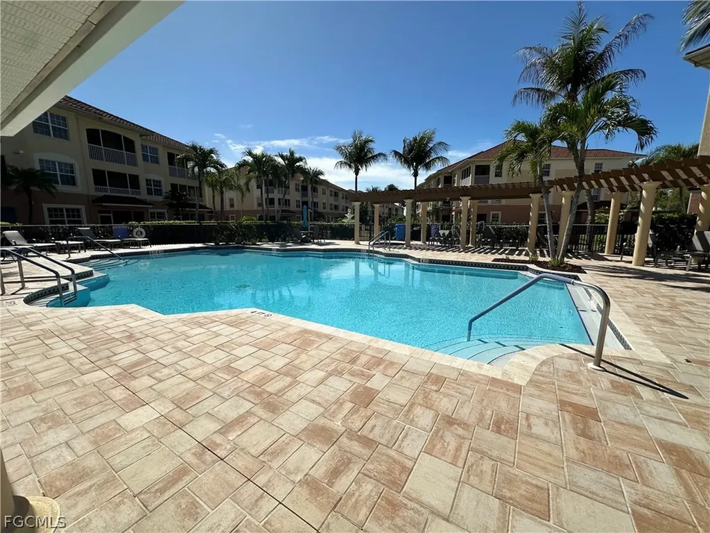 1133 Van Loon Commons Circle Cape Coral FL 33909