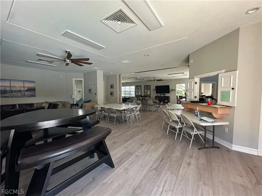 1133 Van Loon Commons Circle Cape Coral FL 33909