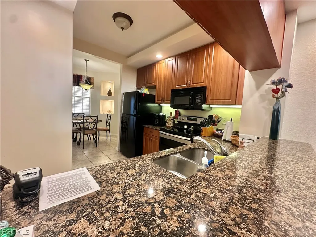 1133 Van Loon Commons Circle Cape Coral FL 33909