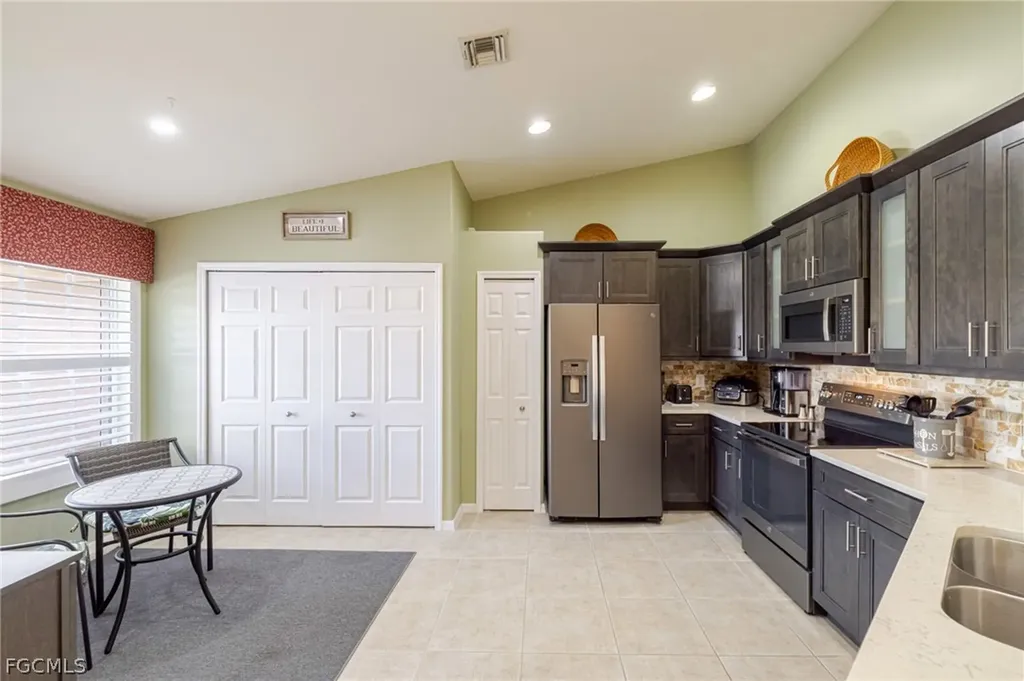 10125 Colonial Country Club Boulevard Fort Myers FL 33913