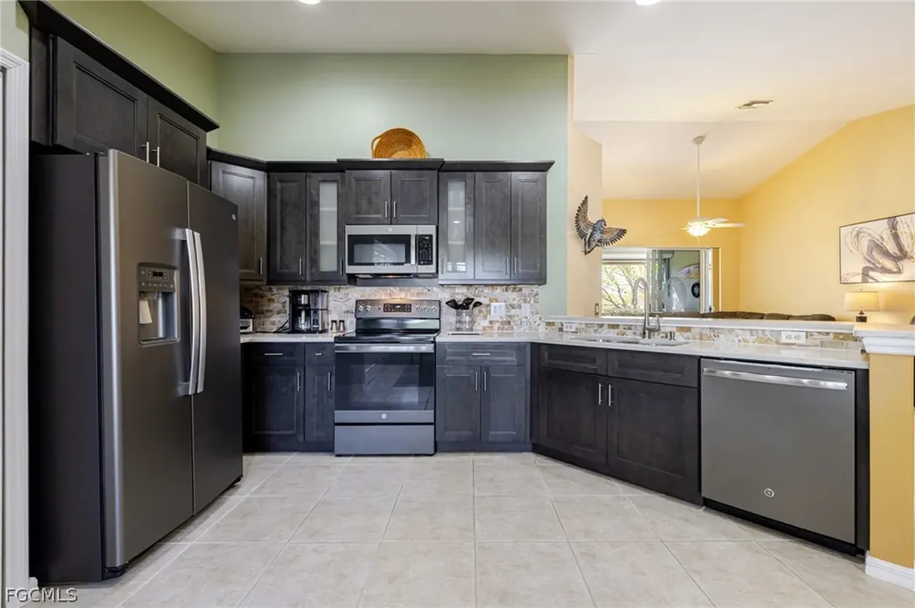 10125 Colonial Country Club Boulevard Fort Myers FL 33913