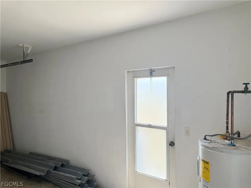 209 Mcarthur Avenue Lehigh Acres FL 33936