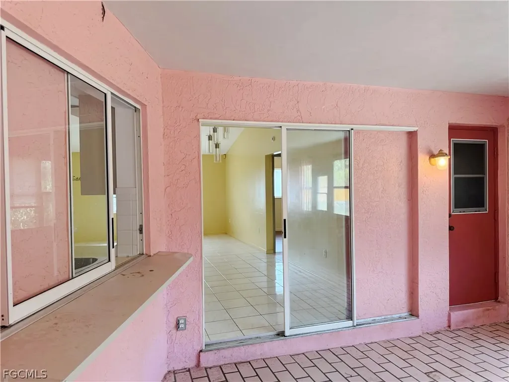 209 Mcarthur Avenue Lehigh Acres FL 33936