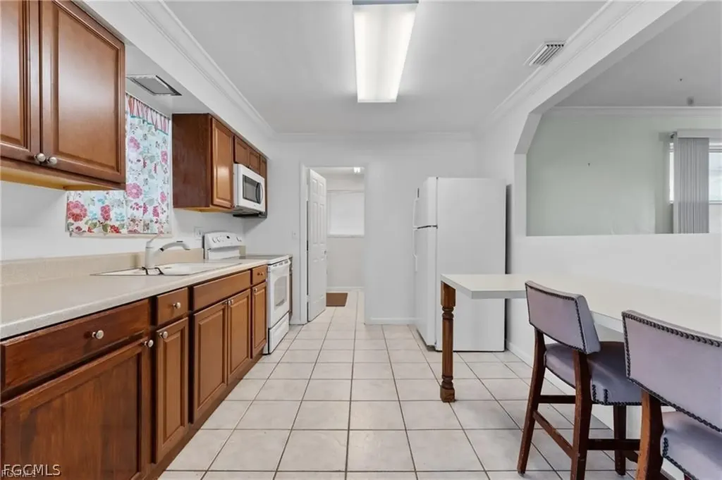 312 Grovewood Avenue S Lehigh Acres FL 33936