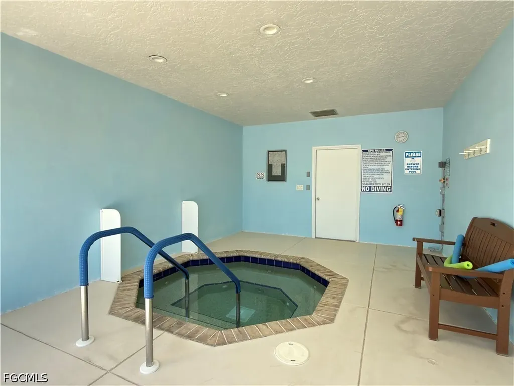 1326 S Brandywine Circle Fort Myers FL 33919
