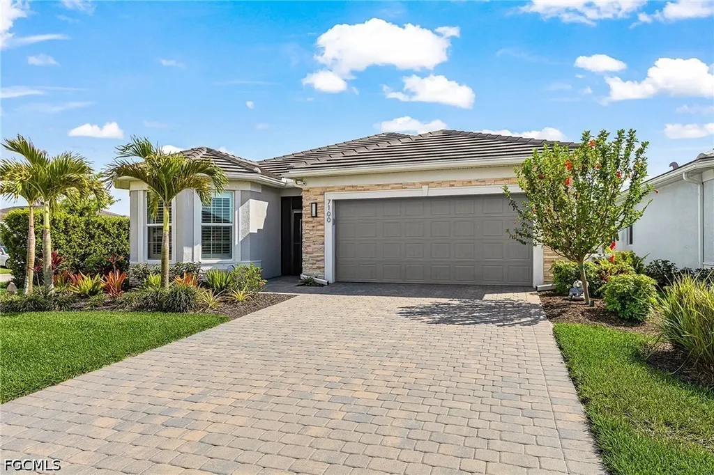 7100 Del Webb Oak Creek Boulevard N North Fort Myers FL 33917