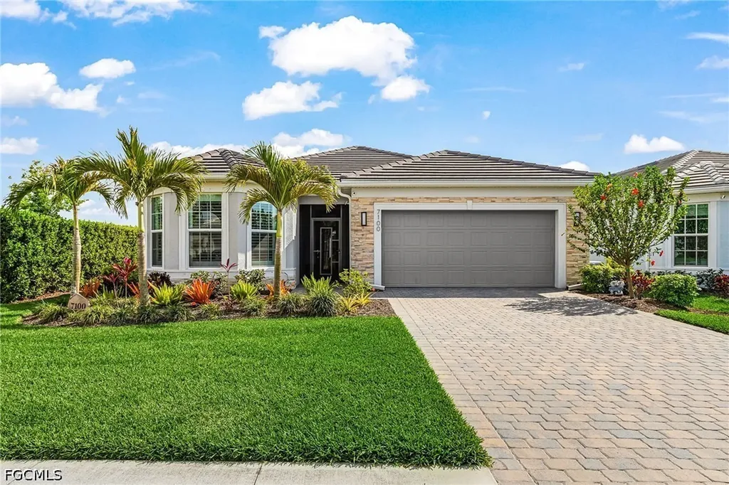7100 Del Webb Oak Creek Boulevard N North Fort Myers FL 33917