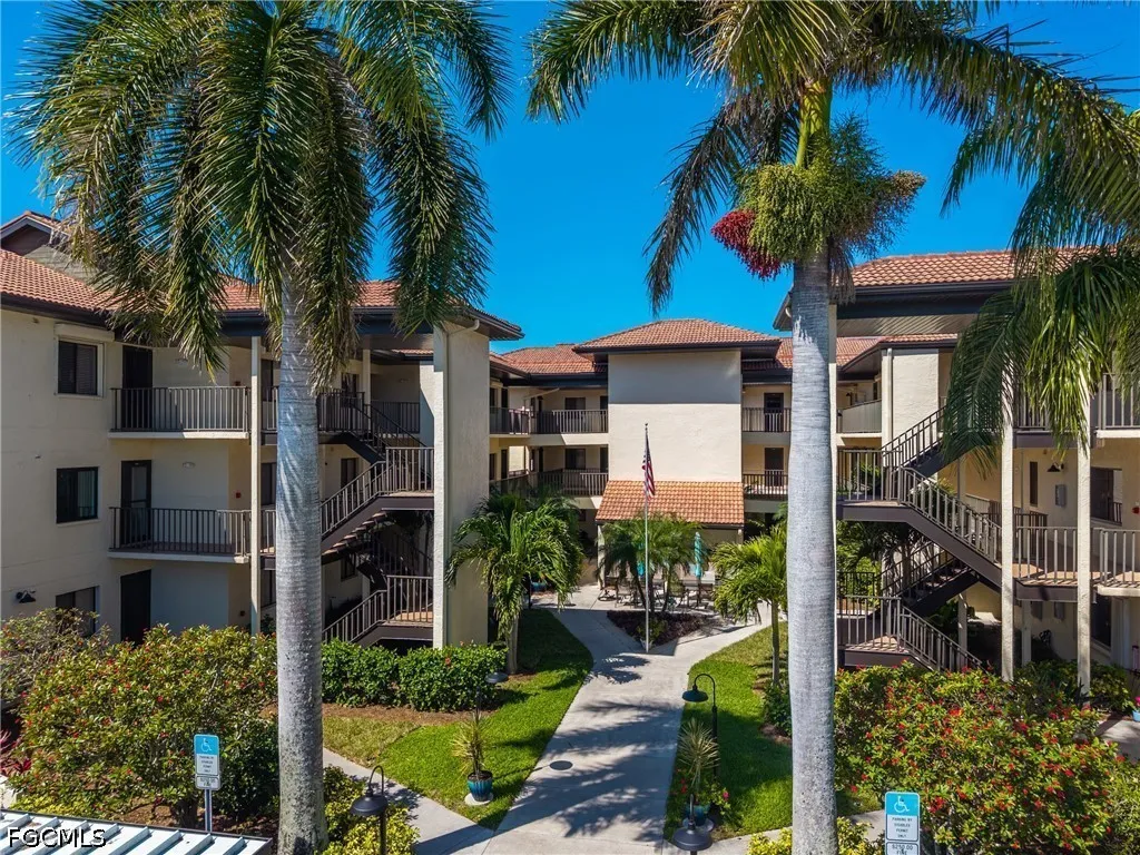 11500 Caravel Circle Fort Myers FL 33908