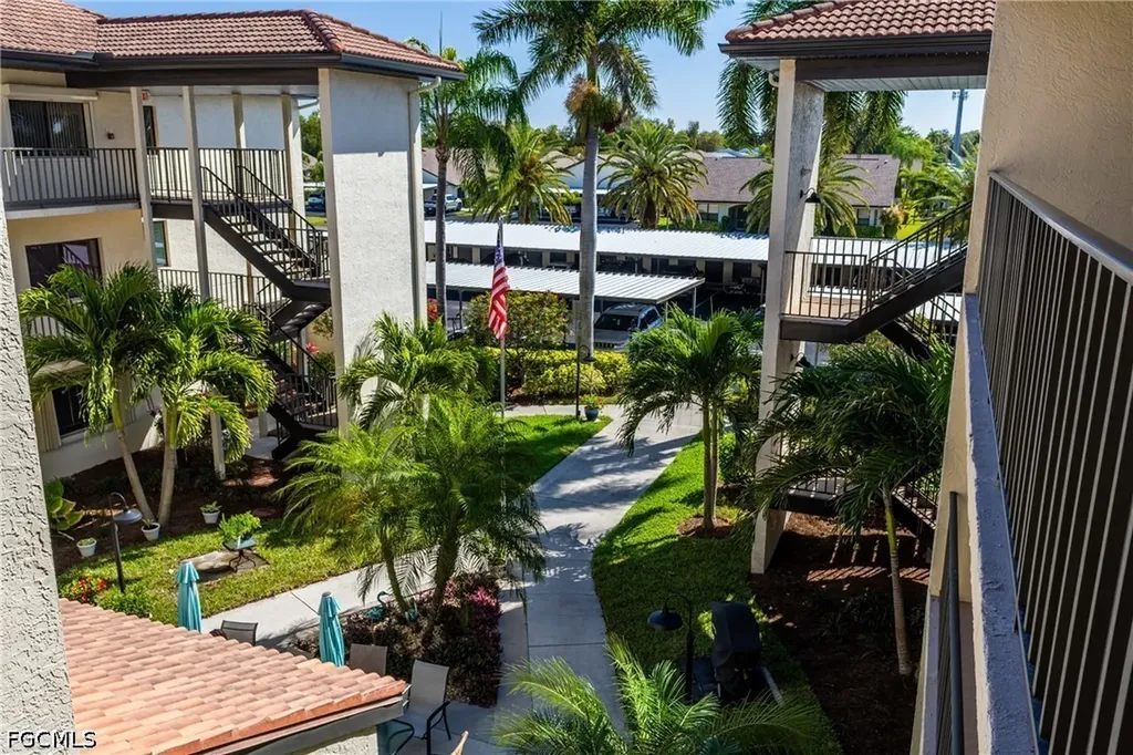 11500 Caravel Circle Fort Myers FL 33908