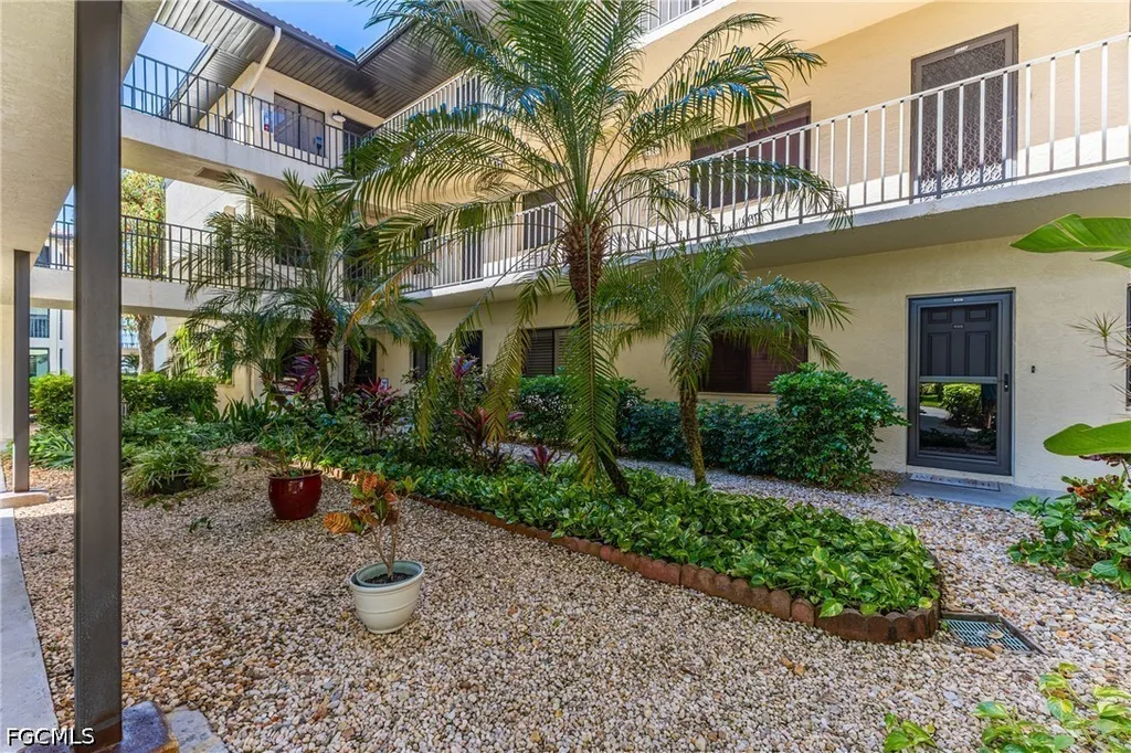11500 Caravel Circle Fort Myers FL 33908