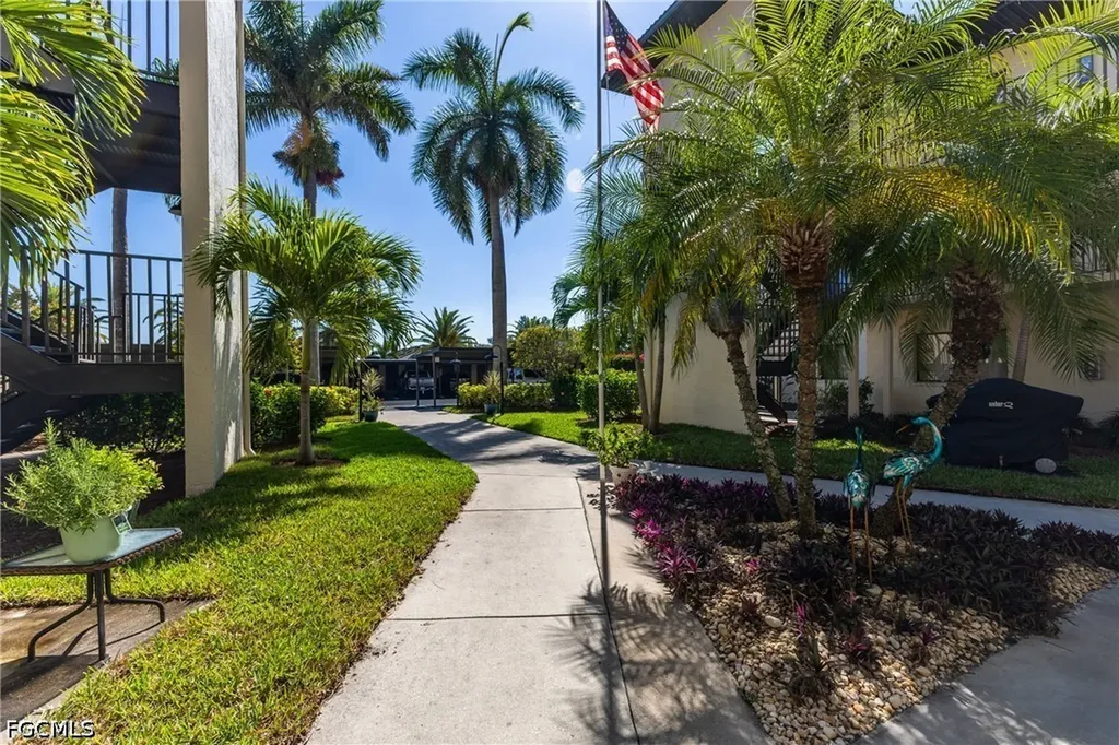 11500 Caravel Circle Fort Myers FL 33908
