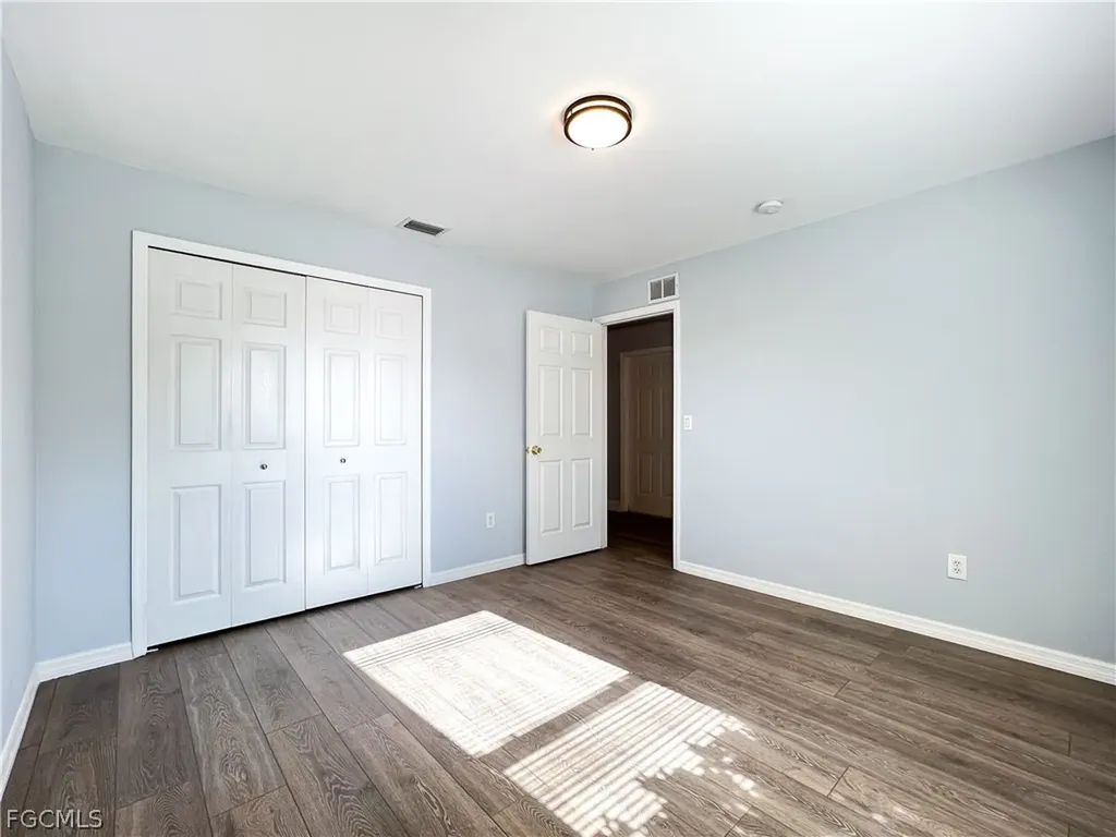 2608/2610 Haviland Avenue S Lehigh Acres FL 33973