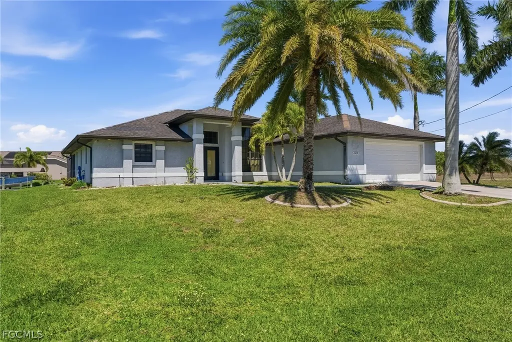 2329 SW 32nd Street Cape Coral FL 33914