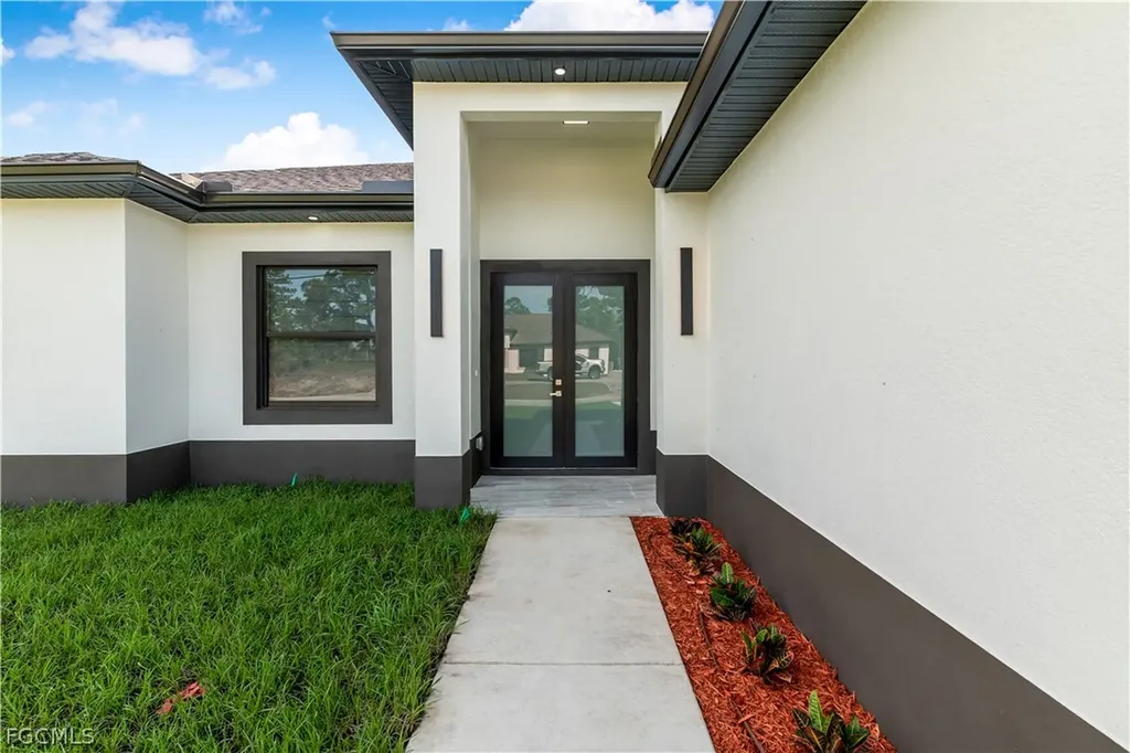 606 Johns Avenue Lehigh Acres FL 33972