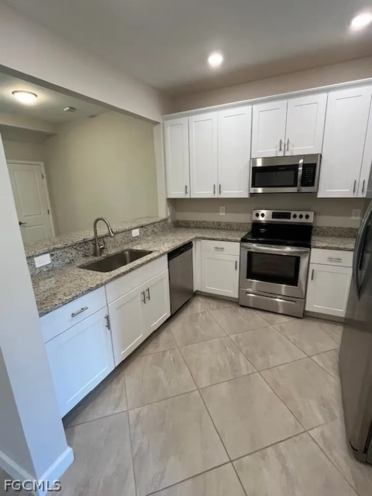 14113 Pine Lodge Lane Fort Myers FL 33913