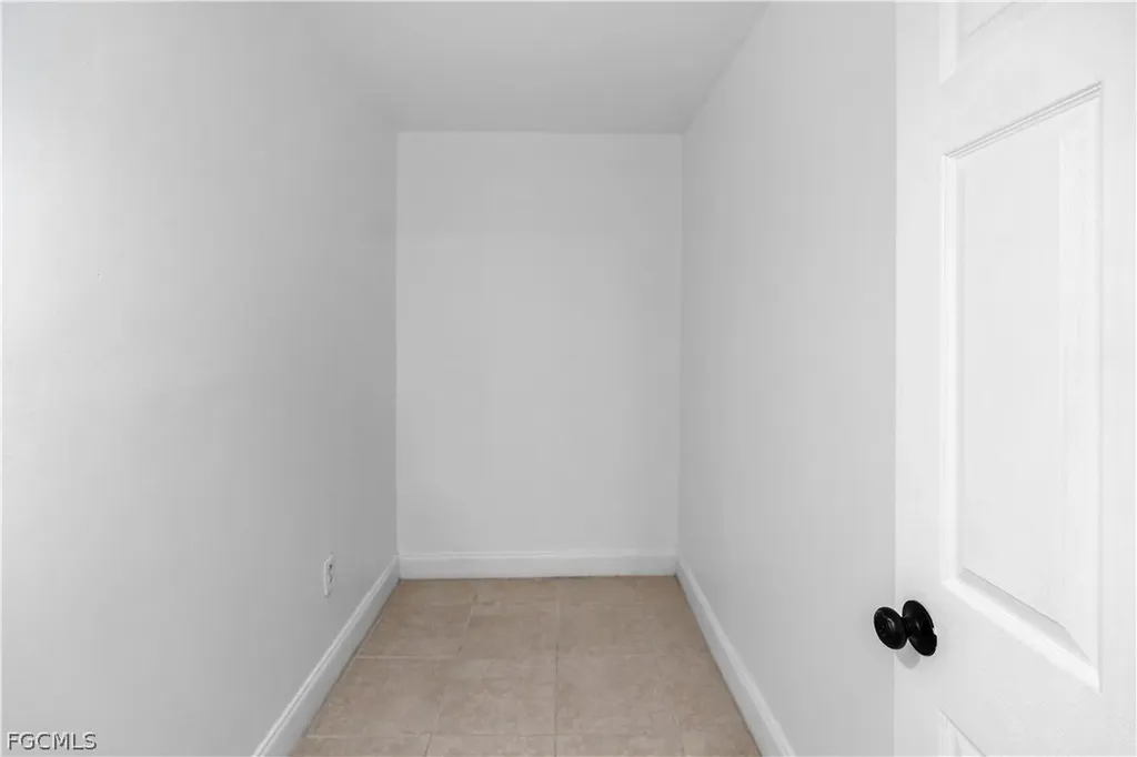 48 Victoria Drive North Fort Myers FL 33917