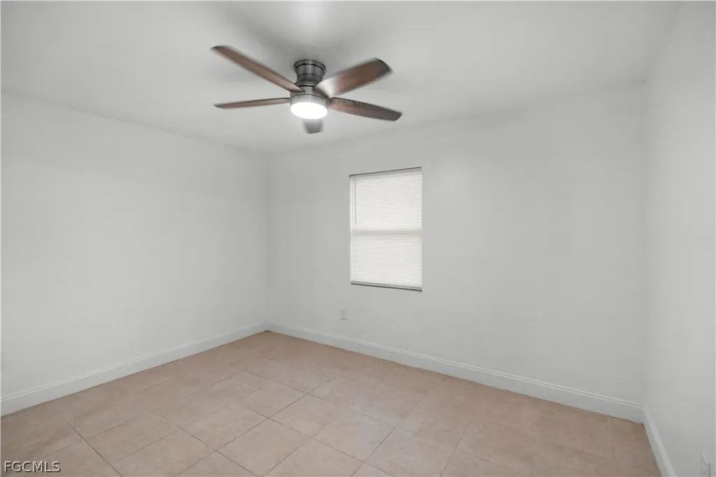 48 Victoria Drive North Fort Myers FL 33917