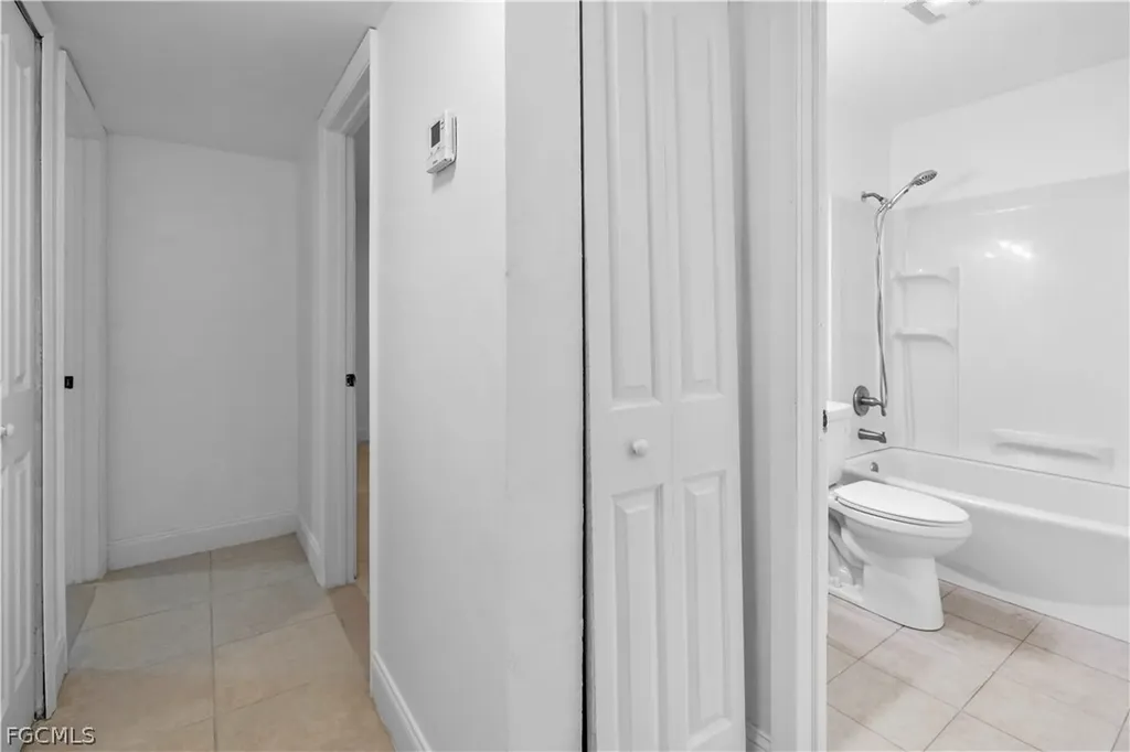 48 Victoria Drive North Fort Myers FL 33917