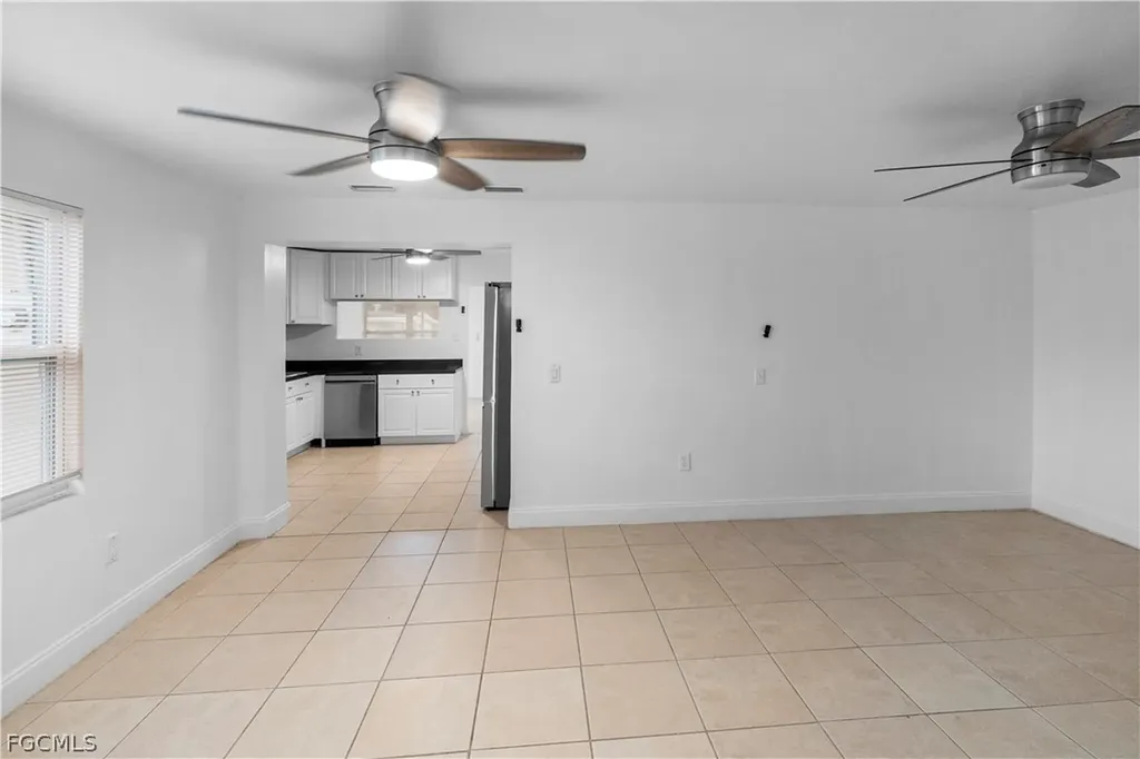 48 Victoria Drive North Fort Myers FL 33917