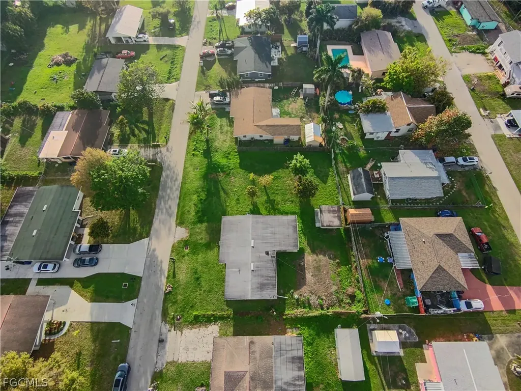 48 Victoria Drive North Fort Myers FL 33917