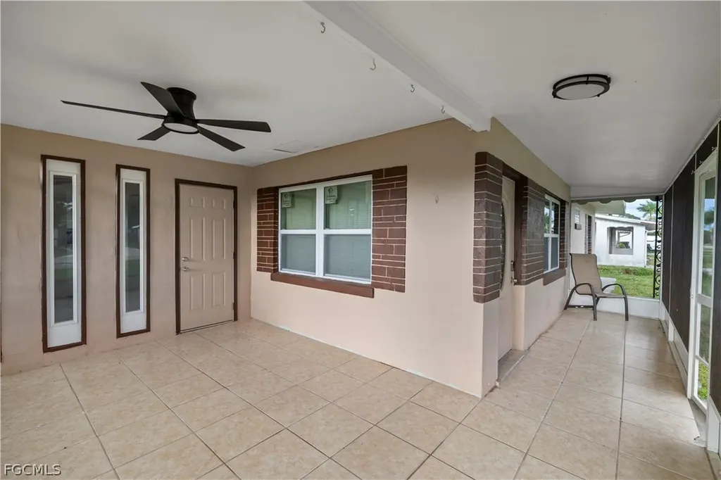 48 Victoria Drive North Fort Myers FL 33917