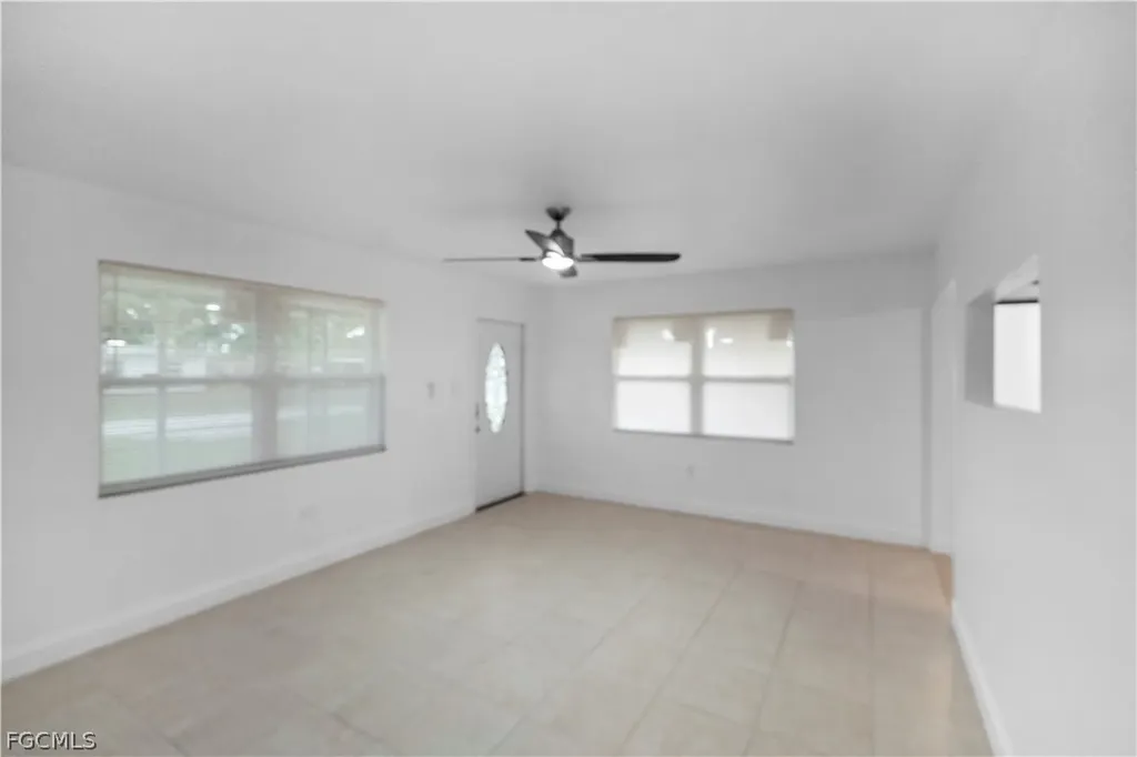 48 Victoria Drive North Fort Myers FL 33917