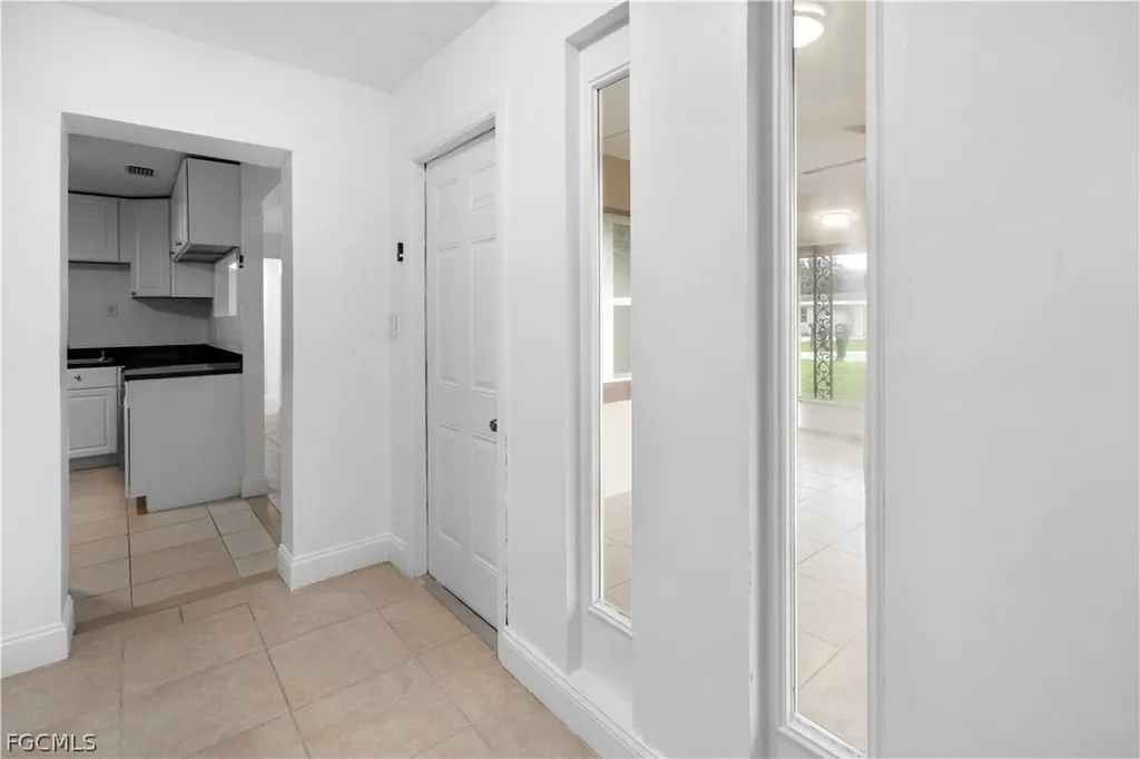 48 Victoria Drive North Fort Myers FL 33917