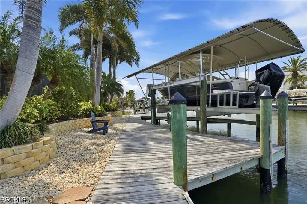 20 Bayview Boulevard Fort Myers Beach FL 33931